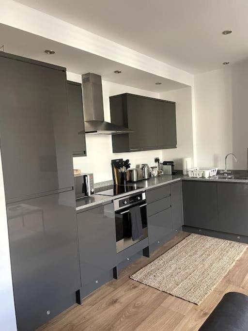 Abergavenny Center 2-Bed Flat Appartement Buitenkant foto